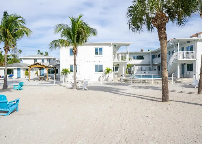 The Molloy - A Boutique Beach Resort